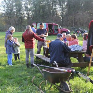 Vrijwilligersgroep in het oostrandpark